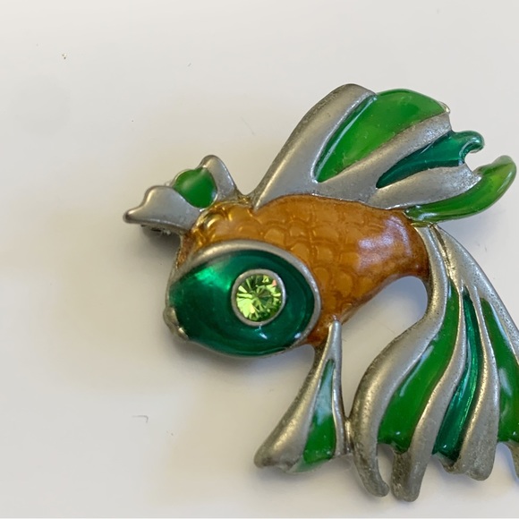 Enamel betta fighting fish brooch pin colorful green gold rhinestone  eye - Picture 5 of 5
